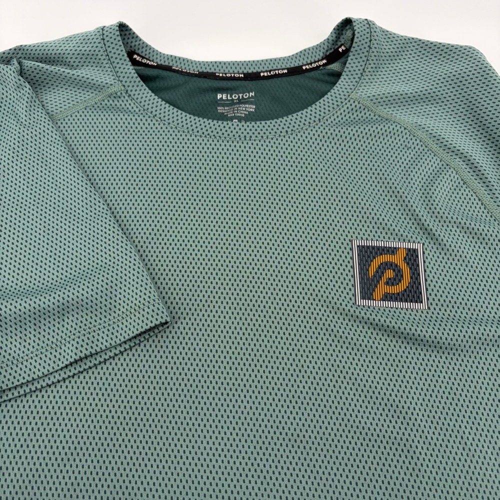 Peloton Mens XL Short Sleeve Training Shirt Teal Green Mesh Recycled Polyester